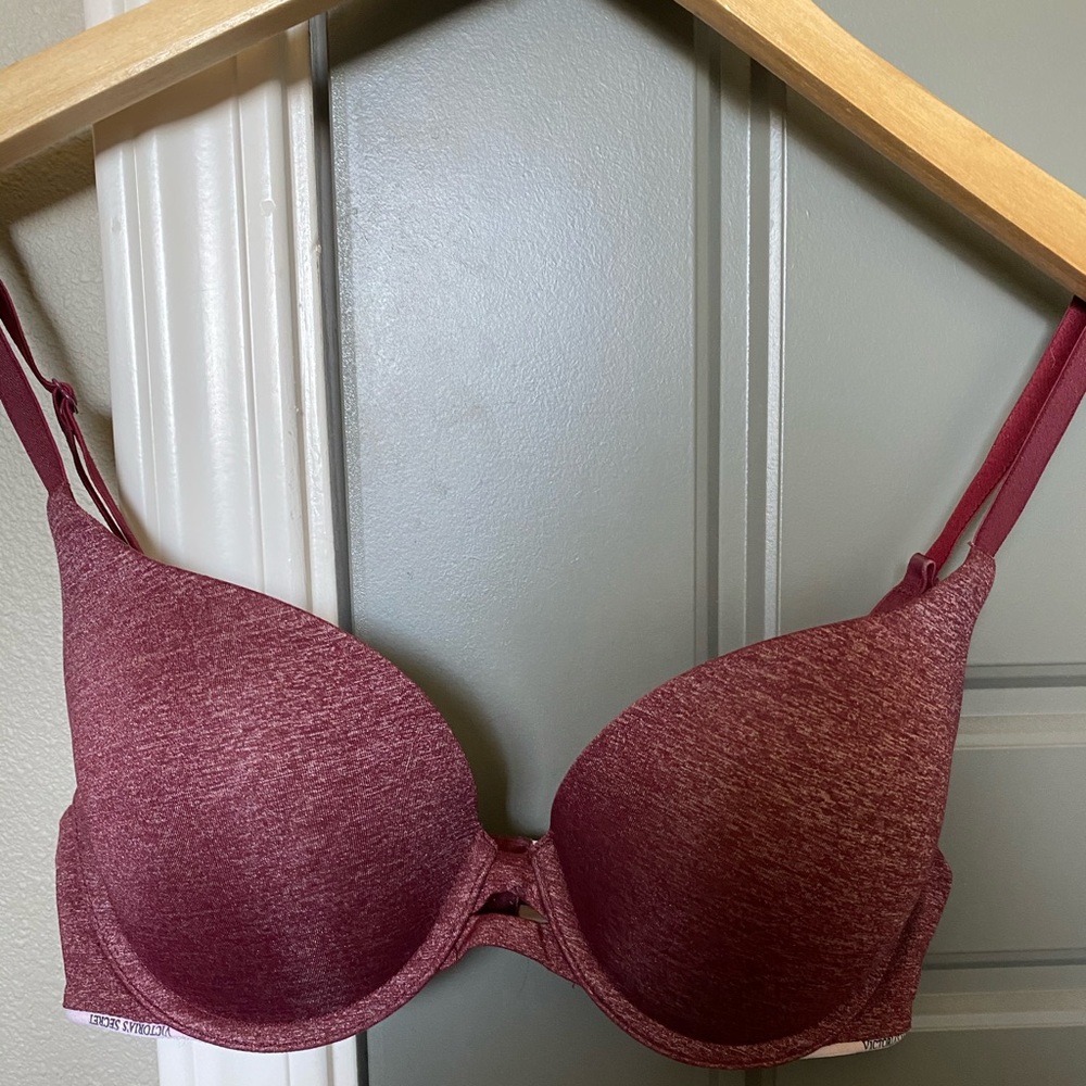 Victoria’s Secret Tshirt Bra